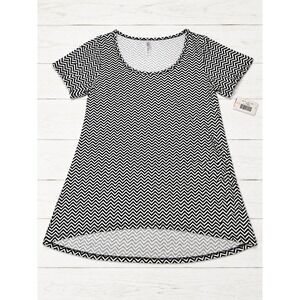 LuLaRoe Classic T Shirt‎ Womens Small Black White Chevron Zig Zag High Low NWT